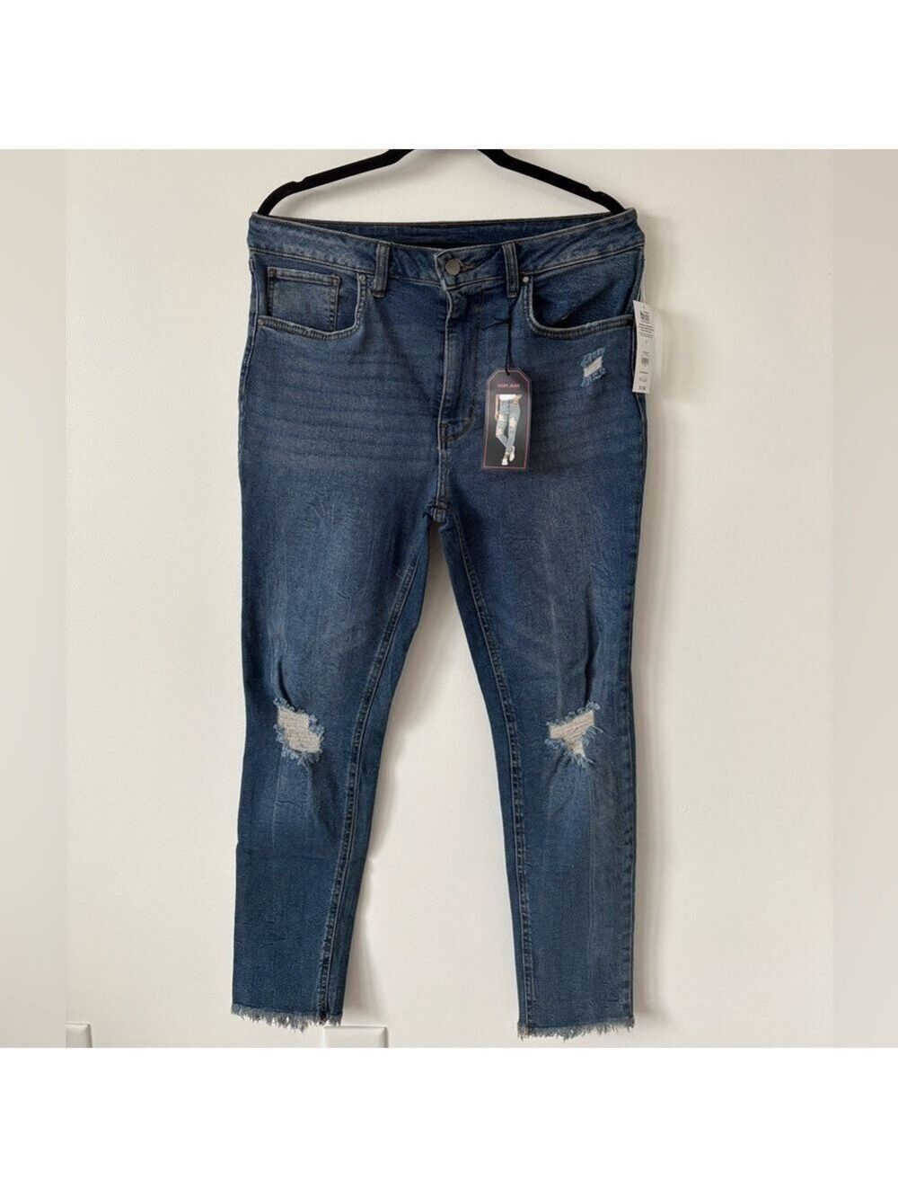No Boundaries Destressed Mom Jeans